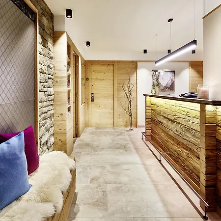 Pensión Gletscherblick 4*