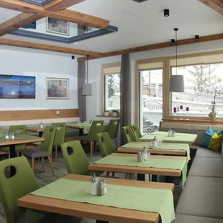 Gasthuis Gletscherblick 4*